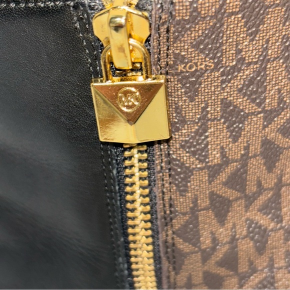 MICHAEL MICHAEL KORS Hazel Signature Boot Size 7 - Picture 4 of 9